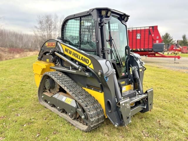 Image of New Holland C330 equipment image 1