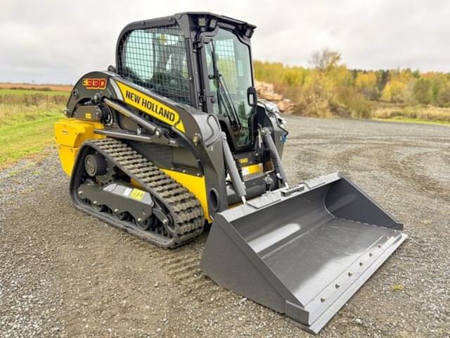 Image of New Holland C330 equipment image 1
