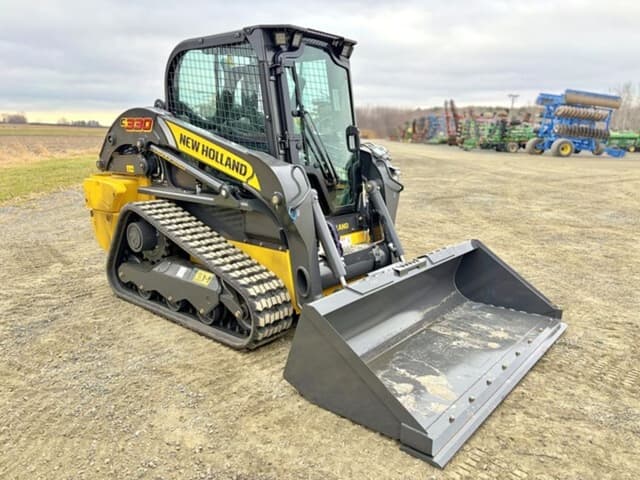 Image of New Holland C330 equipment image 1