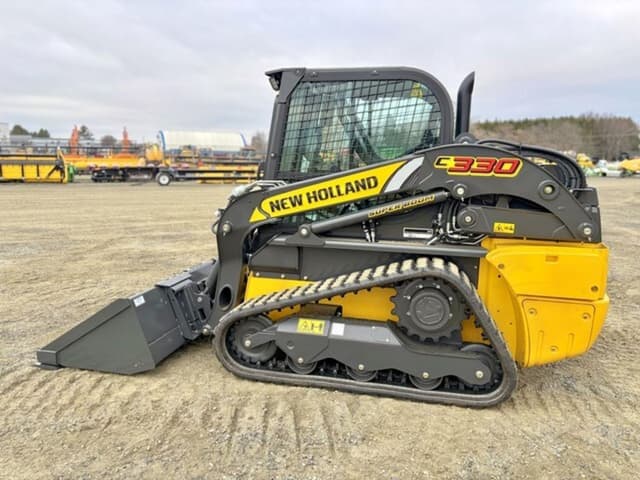 Image of New Holland C330 equipment image 3