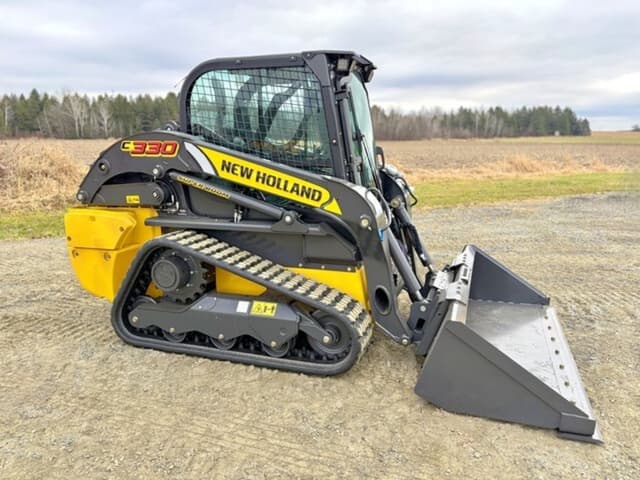 Image of New Holland C330 equipment image 2