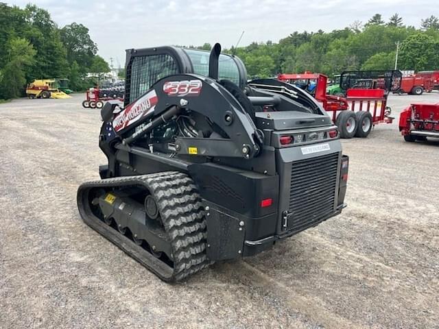 Image of New Holland C332 equipment image 4