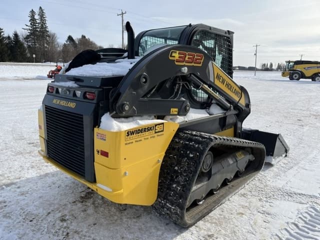 Image of New Holland C332 equipment image 4