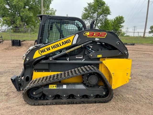 Image of New Holland C332 equipment image 1