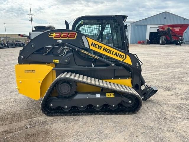 Image of New Holland C332 equipment image 3