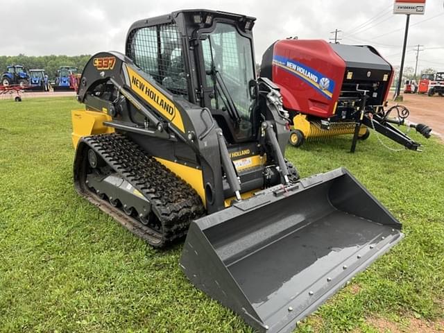Image of New Holland C332 equipment image 2