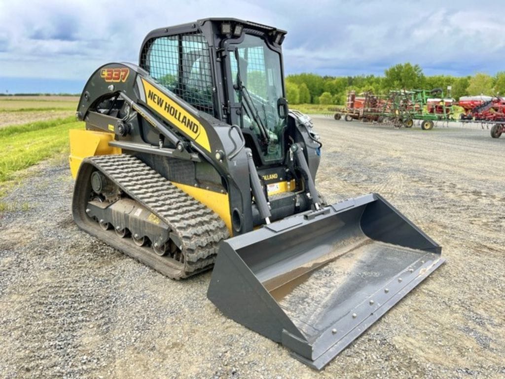 Main image New Holland C337