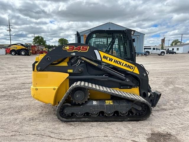 Image of New Holland C345 equipment image 3