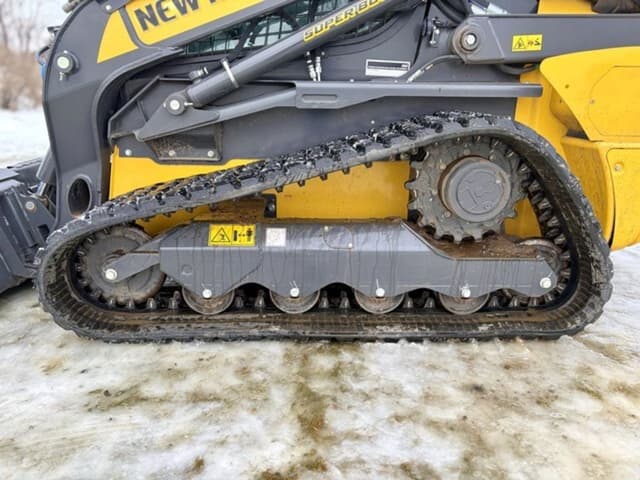 Image of New Holland C345 equipment image 3