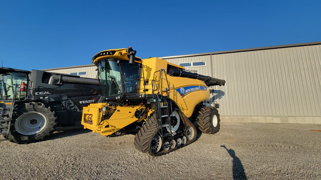 Image of New Holland CR10.90 Primary image