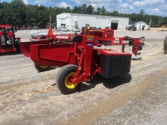 Image of New Holland 210 equipment image 4