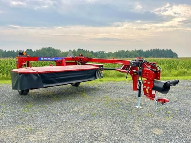 Image of New Holland 210 equipment image 1