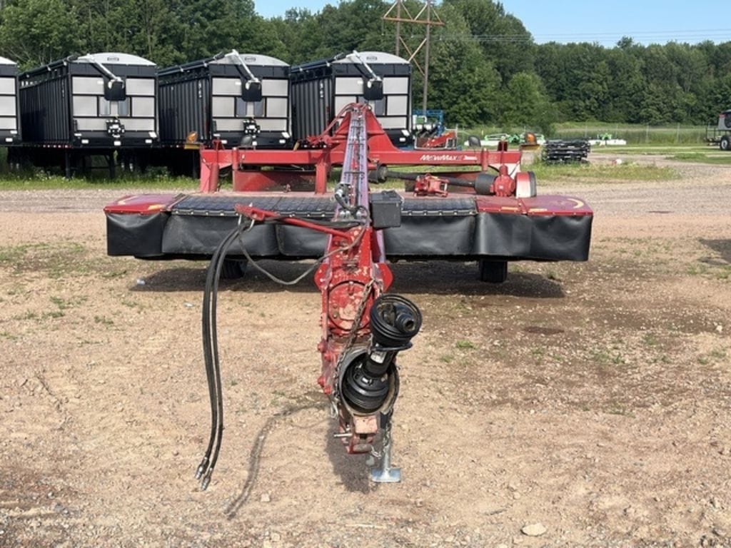 2021 New Holland 316 Equipment Image0