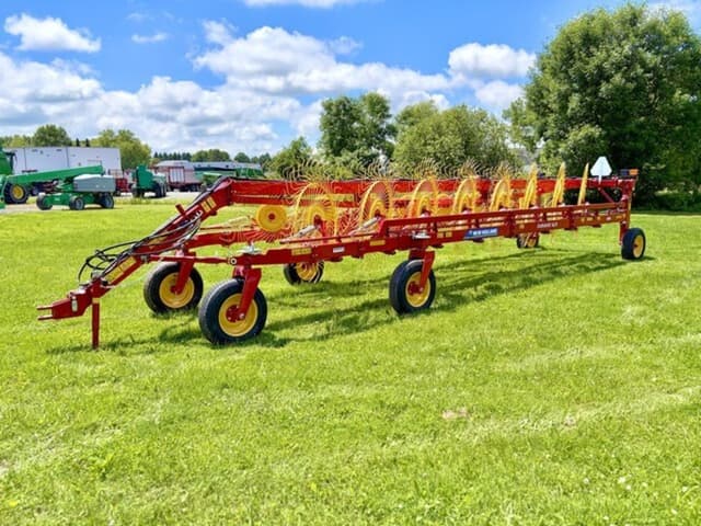 Image of New Holland DURAVEE 1631 equipment image 1