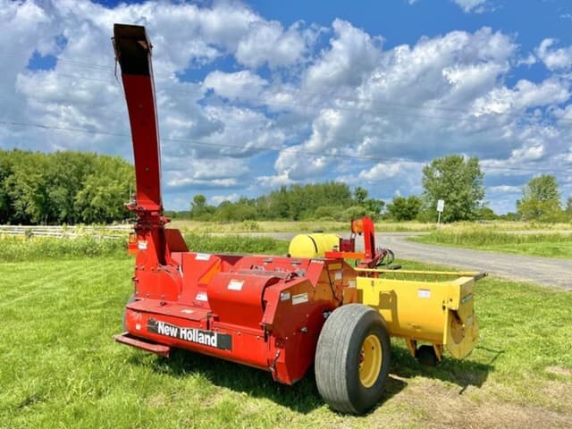 Image of New Holland FP230 equipment image 4