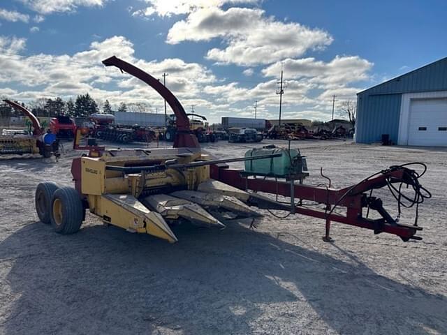 Image of New Holland FP240 equipment image 1