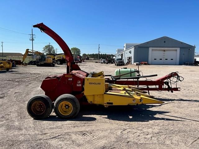 Image of New Holland FP240 equipment image 4