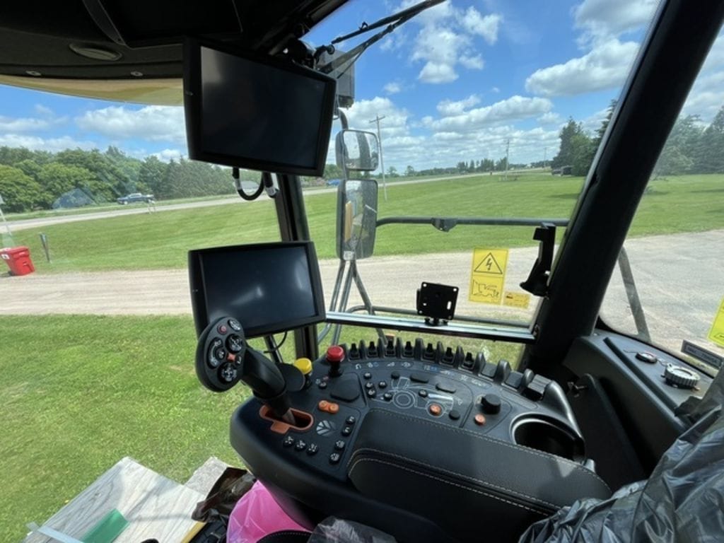 2024 New Holland FR650 Equipment Image0