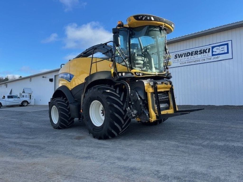 New Holland FR780 Equipment Image0