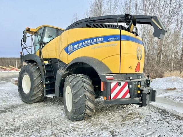 Image of New Holland FR920 equipment image 1