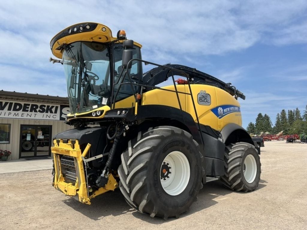 2022 New Holland FR920 Equipment Image0
