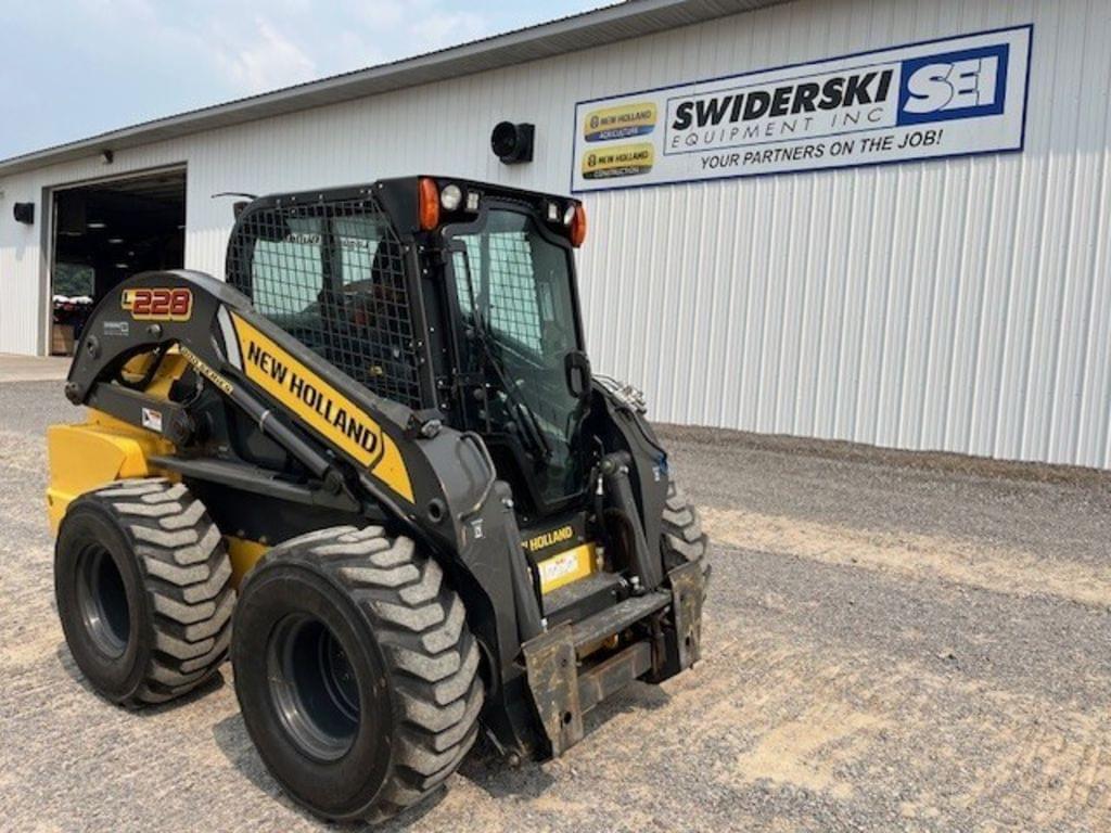 Image of New Holland L328 Primary image