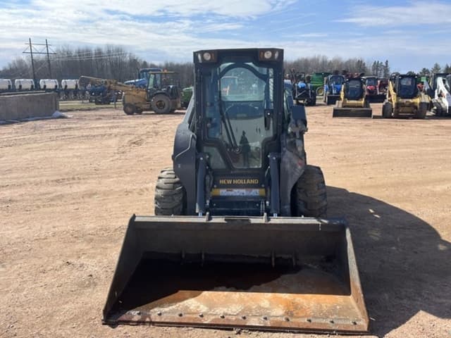 Image of New Holland L328 equipment image 1