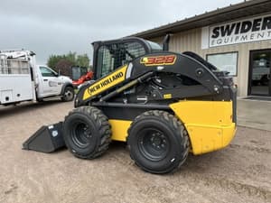2025 New Holland L328 Image
