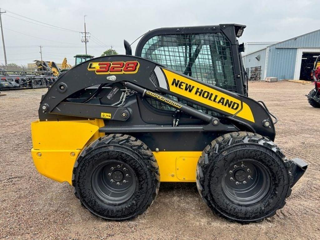 Image of New Holland L328 Image 0