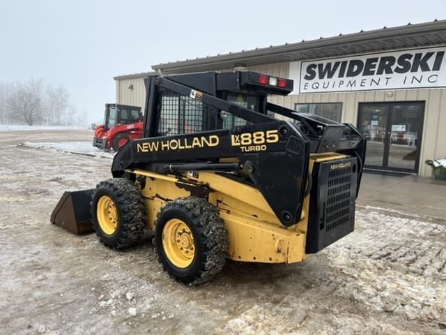 Image of New Holland LX885 equipment image 2