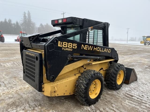 Image of New Holland LX885 equipment image 4