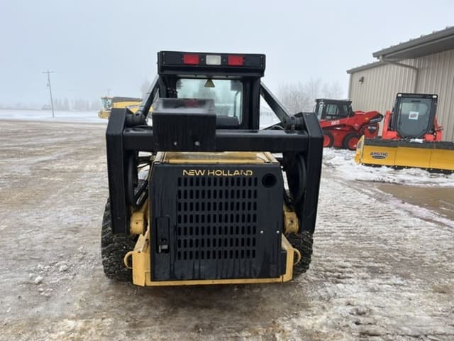 Image of New Holland LX885 equipment image 3