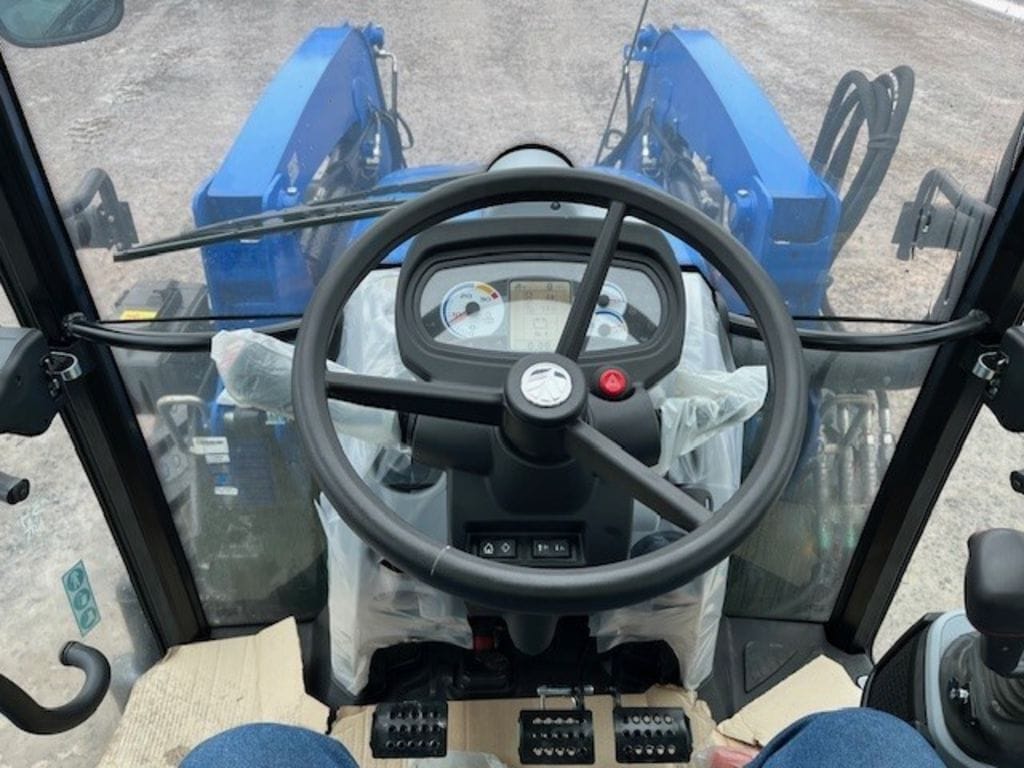New Holland PowerStar 75 Equipment Image0
