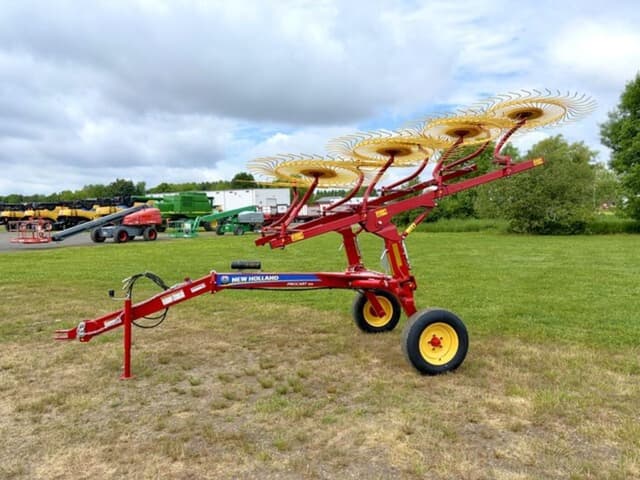 Image of New Holland ProCart 819 equipment image 2