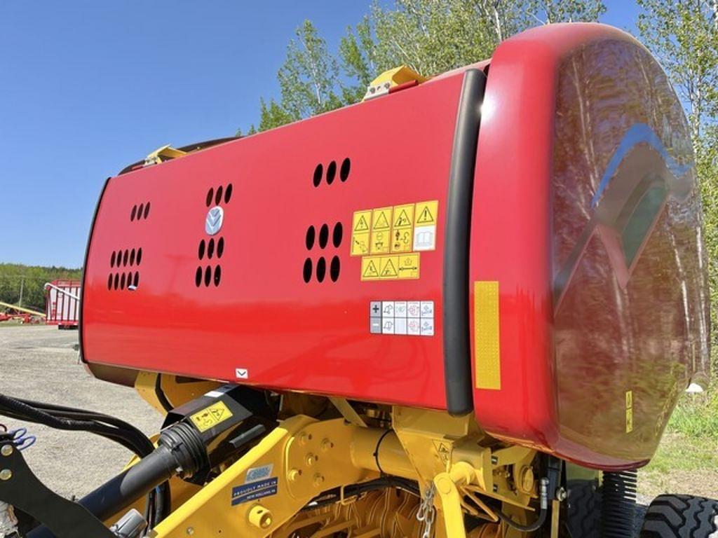 Image of New Holland RB450 CropCutter Image 0