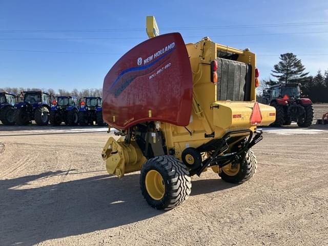 Image of New Holland RB450 CropCutter equipment image 2