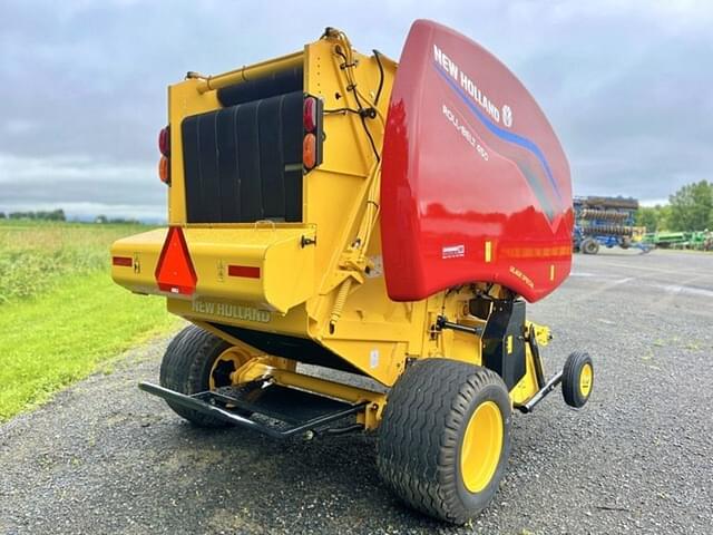 Image of New Holland RB450 Silage Special equipment image 4
