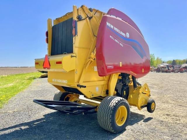 Image of New Holland RB460 equipment image 4
