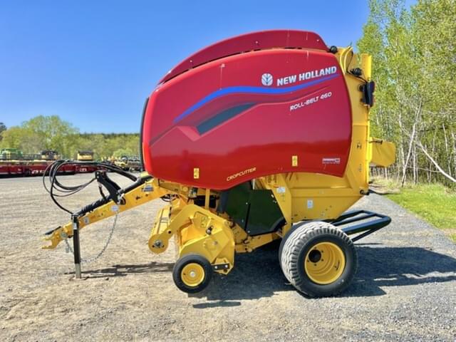 Image of New Holland RB460 equipment image 3