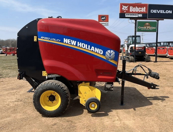 Image of New Holland RF450 Utility Primary image