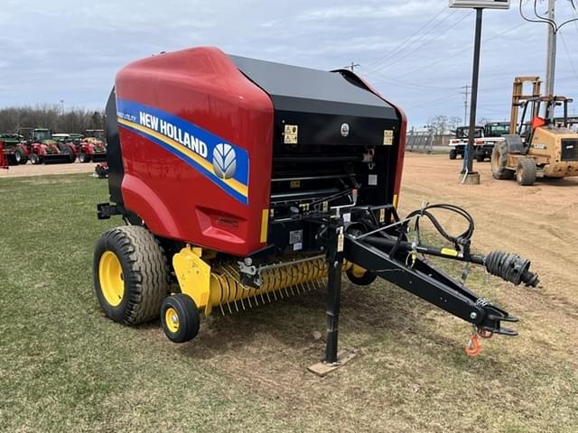 Image of New Holland RF450 Utility equipment image 2