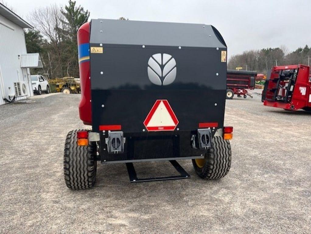 Image of New Holland RF450 Utility Image 0