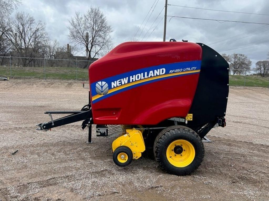 Image of New Holland RF450 Utility Image 0