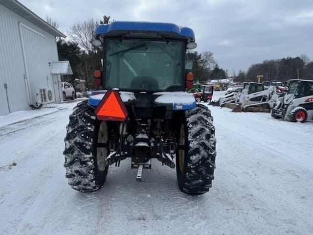 Image of New Holland T2420 equipment image 3
