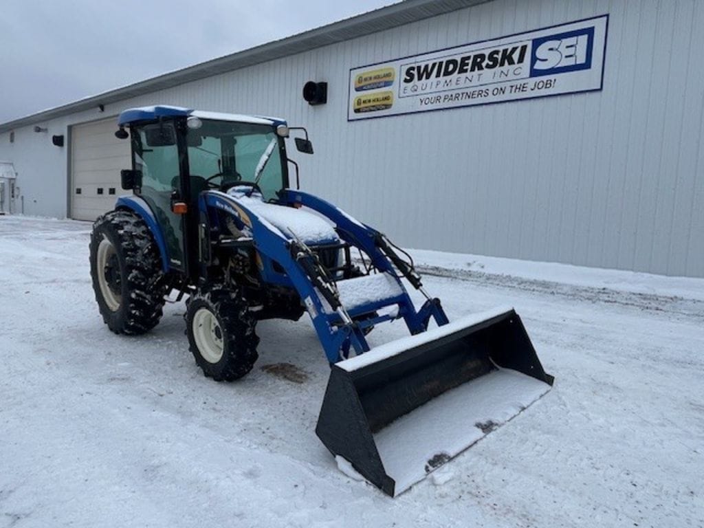 New Holland T2420 Equipment Image0