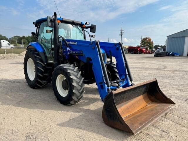 Image of New Holland T6020 equipment image 2