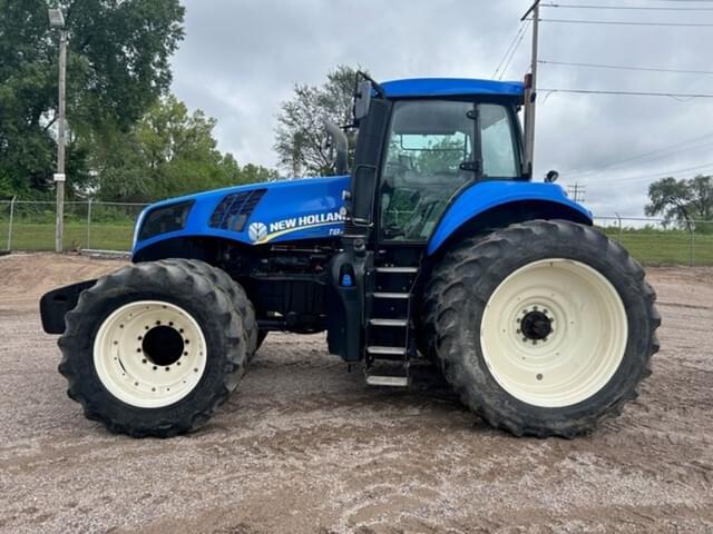 Image of New Holland T8.410 equipment image 1