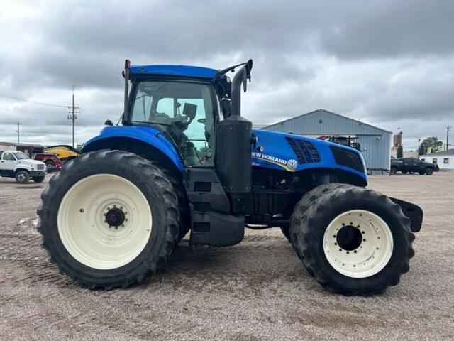 Image of New Holland T8.410 equipment image 3