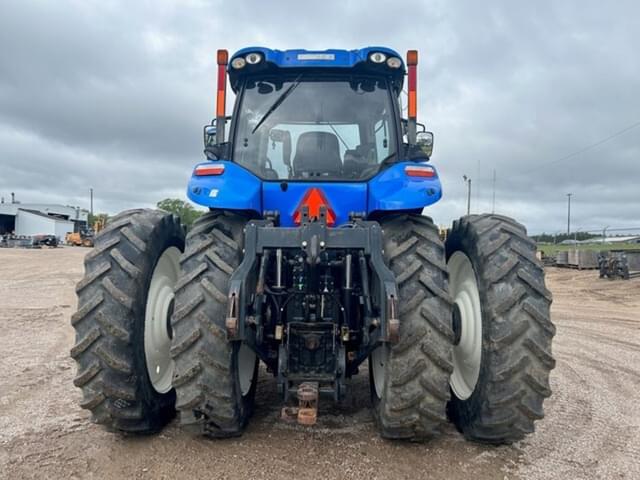 Image of New Holland T8.410 equipment image 4