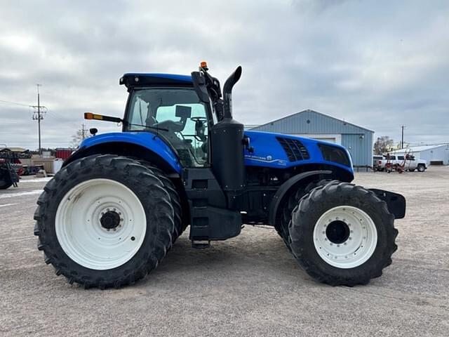 Image of New Holland T8.410 equipment image 2